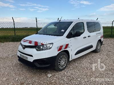 TOYOTA PROACE - Fourgon utilitaire: photos 1 TOYOTA PROACE - Fourgon utilitaire: photos 1