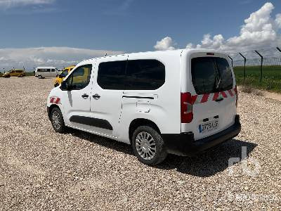 TOYOTA PROACE - Fourgon utilitaire: photos 2 TOYOTA PROACE - Fourgon utilitaire: photos 2