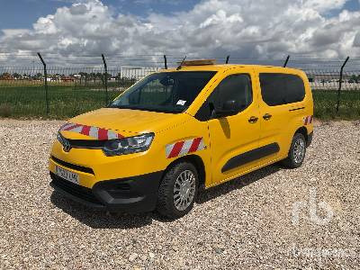 TOYOTA PROACE - Fourgon utilitaire: photos 1 TOYOTA PROACE - Fourgon utilitaire: photos 1