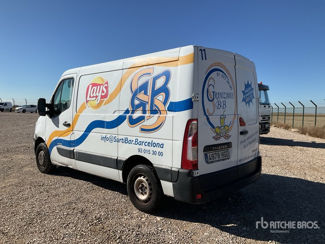 2011 Renault Master DCI100 Cargo Van - Véhicule utilitaire: photos 4 2011 Renault Master DCI100 Cargo Van - Véhicule utilitaire: photos 4