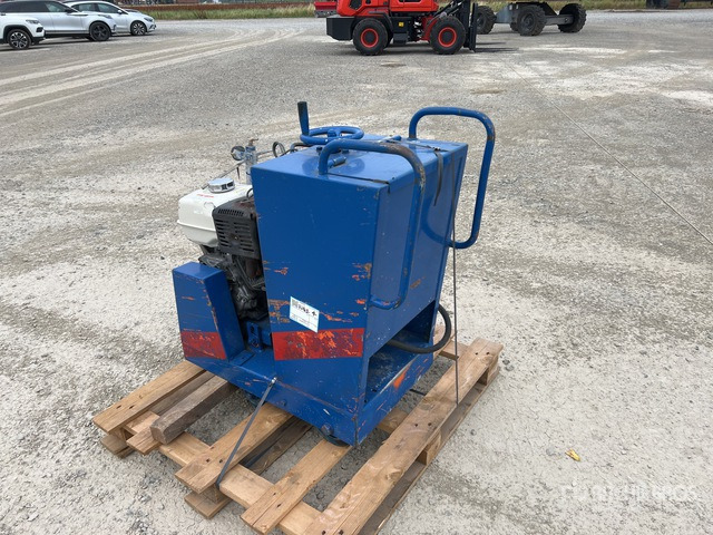 1997 Clipper CS1 Asphalt Cutter :Misc. Asphalt Equipment - Travaux routiers: photos 4 1997 Clipper CS1 Asphalt Cutter :Misc. Asphalt Equipment - Travaux routiers: photos 4