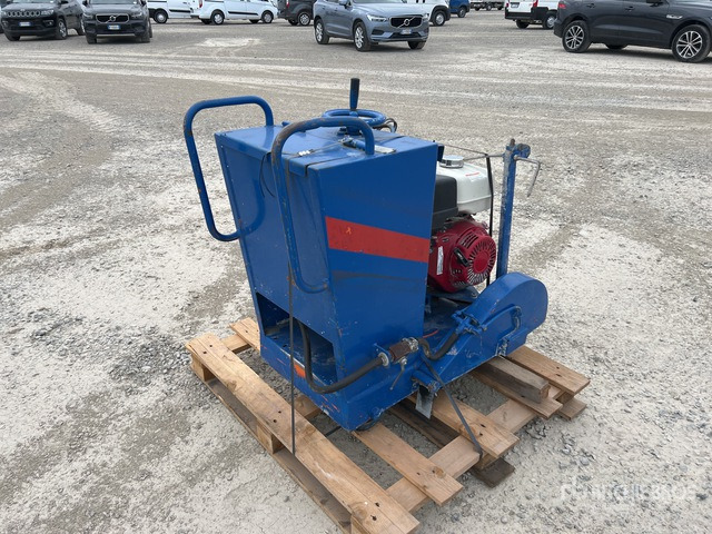 1997 Clipper CS1 Asphalt Cutter :Misc. Asphalt Equipment - Travaux routiers: photos 3 1997 Clipper CS1 Asphalt Cutter :Misc. Asphalt Equipment - Travaux routiers: photos 3