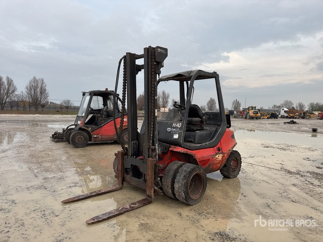 2000 Linde H40D-04 4000 kg (Inoperable) Forklift - Chariot élévateur: photos 2 2000 Linde H40D-04 4000 kg (Inoperable) Forklift - Chariot élévateur: photos 2