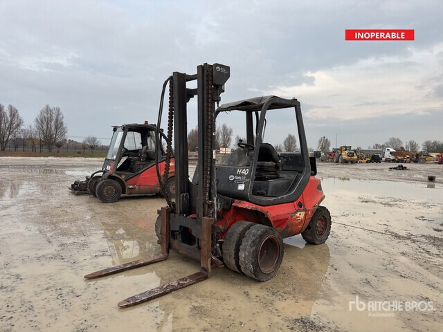 2000 Linde H40D-04 4000 kg (Inoperable) Forklift - Chariot élévateur: photos 1 2000 Linde H40D-04 4000 kg (Inoperable) Forklift - Chariot élévateur: photos 1