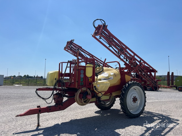 2001 Hardi Commander Pull-Type Sprayer - Pulvérisateur traîné: photos 2 2001 Hardi Commander Pull-Type Sprayer - Pulvérisateur traîné: photos 2