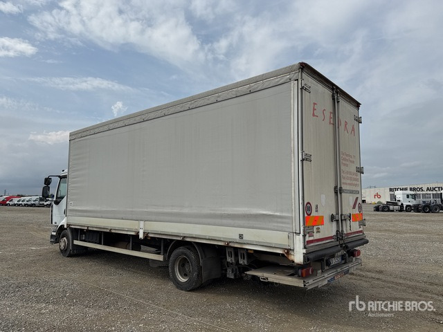 2006 Renault Midlum 220DCI 4x2 Curtain Side Truck - Camion à rideaux coulissants: photos 3 2006 Renault Midlum 220DCI 4x2 Curtain Side Truck - Camion à rideaux coulissants: photos 3