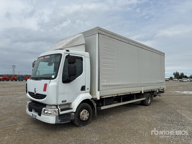 2006 Renault Midlum 220DCI 4x2 Curtain Side Truck - Camion à rideaux coulissants: photos 2 2006 Renault Midlum 220DCI 4x2 Curtain Side Truck - Camion à rideaux coulissants: photos 2