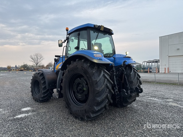 2007 New Holland 8040 4WD Tractor - Tracteur agricole: photos 2 2007 New Holland 8040 4WD Tractor - Tracteur agricole: photos 2