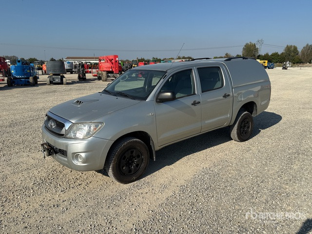 2010 Toyota Hylux 4x4 Crew Cab Pickup - Pick-up: photos 1 2010 Toyota Hylux 4x4 Crew Cab Pickup - Pick-up: photos 1