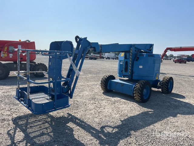 2015 Genie Z-34/22 (Inoperable) Articulating Boom Lift - Nacelle articulée: photos 4 2015 Genie Z-34/22 (Inoperable) Articulating Boom Lift - Nacelle articulée: photos 4