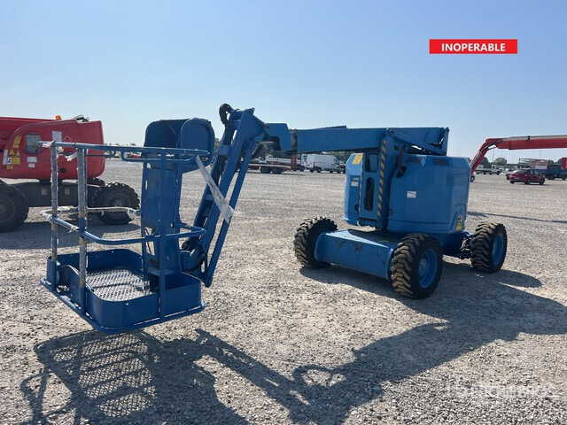 2015 Genie Z-34/22 (Inoperable) Articulating Boom Lift - Nacelle articulée: photos 1 2015 Genie Z-34/22 (Inoperable) Articulating Boom Lift - Nacelle articulée: photos 1