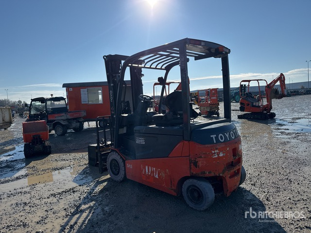 2016 Toyota 8FBMT25 2500 kg (Inoperable) Electric Forklift - Chariot élévateur électrique: photos 3 2016 Toyota 8FBMT25 2500 kg (Inoperable) Electric Forklift - Chariot élévateur électrique: photos 3
