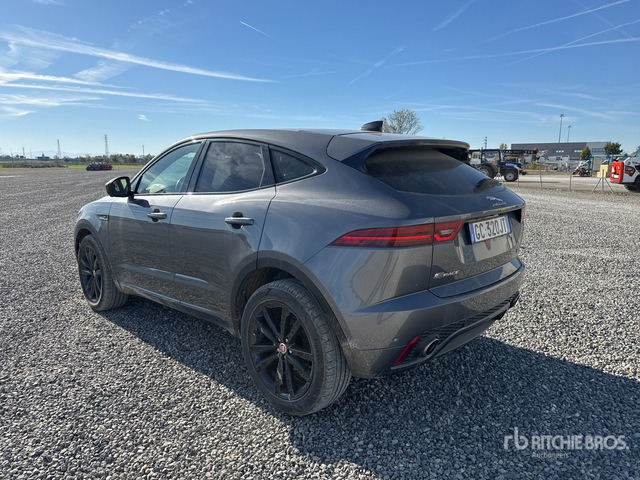 2020 Jaguar E Pace 2.0D I4 CHEQUERED FLAG AUTO 4WD SUV - SUV: photos 2 2020 Jaguar E Pace 2.0D I4 CHEQUERED FLAG AUTO 4WD SUV - SUV: photos 2