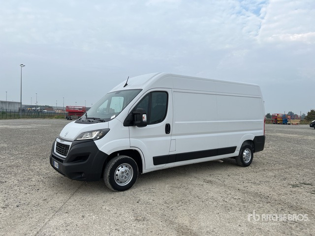 2021 Peugeot Boxer 333 L3H2 2.2 BLUEHDI 140CV S&S Van Truck - Fourgon utilitaire: photos 3 2021 Peugeot Boxer 333 L3H2 2.2 BLUEHDI 140CV S&S Van Truck - Fourgon utilitaire: photos 3