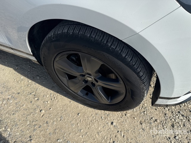 2023 Land Rover Velar 2.0 D I4 204 R-DYNAMIC S 4WD AUTO SUV - SUV: photos 5 2023 Land Rover Velar 2.0 D I4 204 R-DYNAMIC S 4WD AUTO SUV - SUV: photos 5