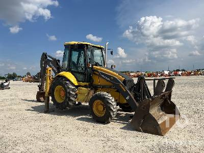 VOLVO BL71 4x4 - Tractopelle: photos 4 VOLVO BL71 4x4 - Tractopelle: photos 4