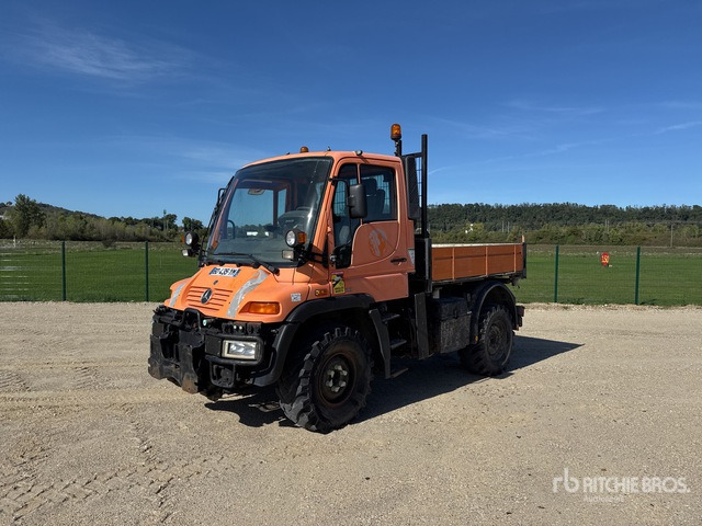 2000 Mercedes-Benz Unimog 405 U300 Camion Benne S/A Dump Truck - Camion benne: photos 3 2000 Mercedes-Benz Unimog 405 U300 Camion Benne S/A Dump Truck - Camion benne: photos 3