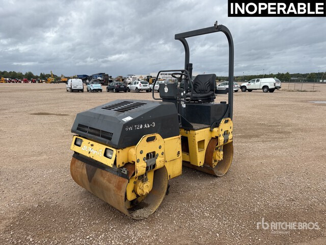 2004 Bomag BW120 AD-3 Compacteur Vibrant Tandem (Inop ... Double Drum Roller - Rouleau compresseur: photos 2 2004 Bomag BW120 AD-3 Compacteur Vibrant Tandem (Inop ... Double Drum Roller - Rouleau compresseur: photos 2