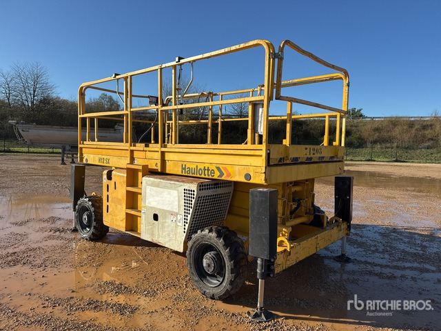 2007 Haulotte H12SX Nacelle Ciseau Scissor Lift - Nacelle ciseaux: photos 3 2007 Haulotte H12SX Nacelle Ciseau Scissor Lift - Nacelle ciseaux: photos 3