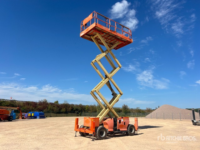 2008 JLG 3394 RT 4x4 Nacelle Ciseaux Scissor Lift - Nacelle ciseaux: photos 4 2008 JLG 3394 RT 4x4 Nacelle Ciseaux Scissor Lift - Nacelle ciseaux: photos 4