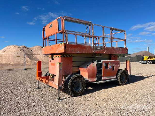 2008 JLG 4394 RT 4x4 Nacelle Ciseaux Scissor Lift - Nacelle ciseaux: photos 2 2008 JLG 4394 RT 4x4 Nacelle Ciseaux Scissor Lift - Nacelle ciseaux: photos 2