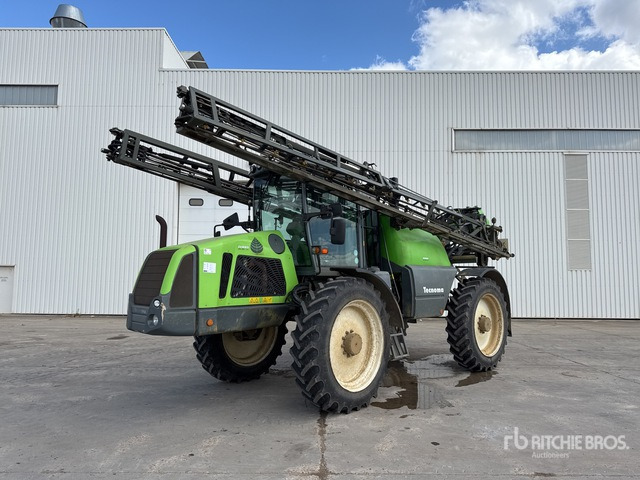 2009 Tecnoma Laser TR 3240 30 m 4x4 High Clearance Pulveri ... Self-Propelled Sprayer - Pulvé automoteur: photos 1 2009 Tecnoma Laser TR 3240 30 m 4x4 High Clearance Pulveri ... Self-Propelled Sprayer - Pulvé automoteur: photos 1