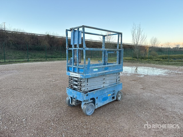 2012 Genie GS1932 Electric Nacelle Ciseau Electrique Scissor Lift - Nacelle ciseaux: photos 1 2012 Genie GS1932 Electric Nacelle Ciseau Electrique Scissor Lift - Nacelle ciseaux: photos 1