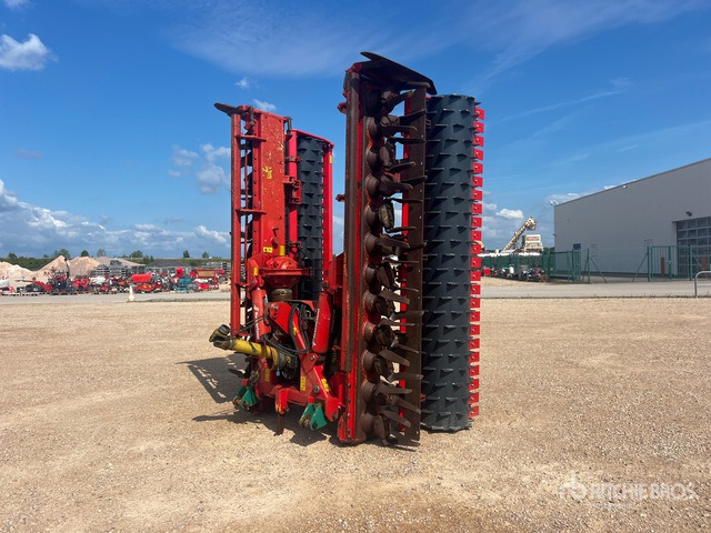 2012 Kverneland NG-S 101 F35 6 m 3-Point Power Harrow - Broyeur/ Épareuse: photos 2 2012 Kverneland NG-S 101 F35 6 m 3-Point Power Harrow - Broyeur/ Épareuse: photos 2