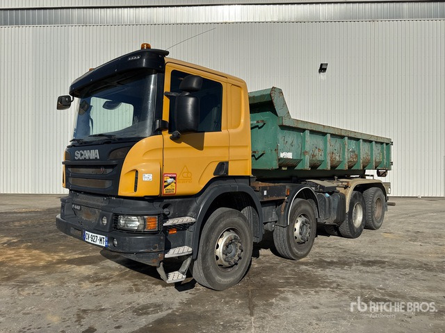 2013 Scania P440 8x4 Camion Ampliroll 8x4 Roll-Off Truck - Camion ampliroll: photos 2 2013 Scania P440 8x4 Camion Ampliroll 8x4 Roll-Off Truck - Camion ampliroll: photos 2
