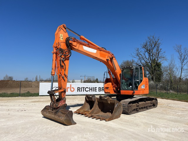 2014 Doosan DX235 LCR Pelle Sur Chenilles Tracked Excavator - Pelle sur chenille: photos 1 2014 Doosan DX235 LCR Pelle Sur Chenilles Tracked Excavator - Pelle sur chenille: photos 1