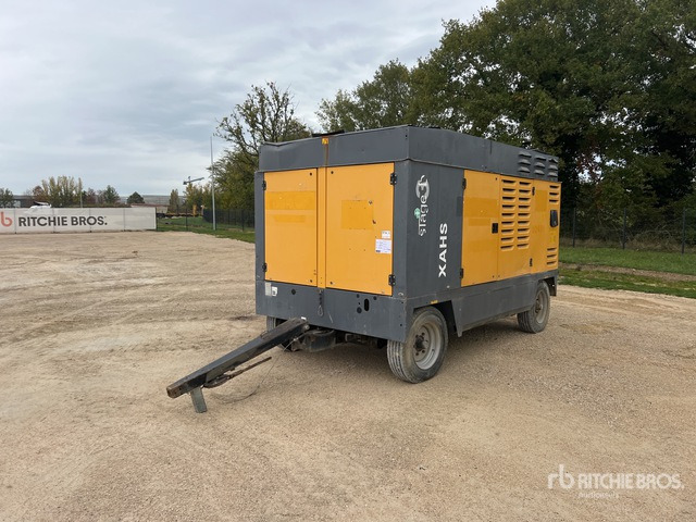 2015 Atlas Copco XAHS447 Mobile 26600 L Compresseur A Ai ... Air Compressor - Compresseur d'air: photos 1 2015 Atlas Copco XAHS447 Mobile 26600 L Compresseur A Ai ... Air Compressor - Compresseur d'air: photos 1