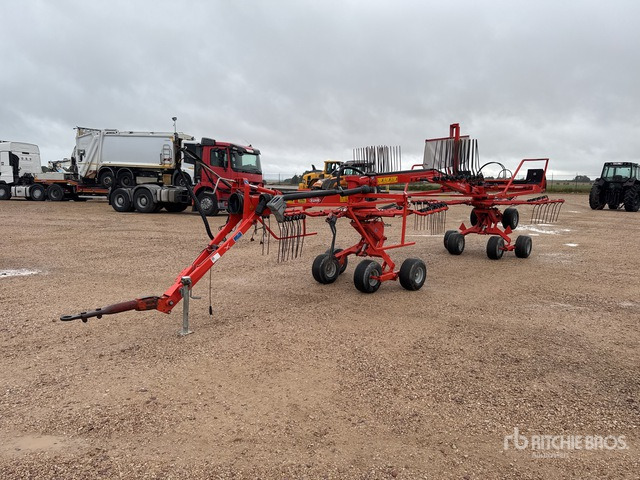 2016 Kuhn GA6632 6.6 m Semi-Mount 2 Rotor Andaineuse Hay Rake - Faneuse: photos 1 2016 Kuhn GA6632 6.6 m Semi-Mount 2 Rotor Andaineuse Hay Rake - Faneuse: photos 1