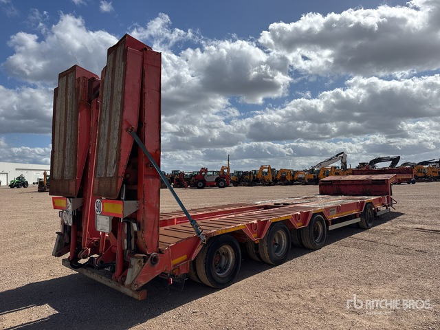 2016 Louault SR44 Quad/A Expandable Axle Semi-Rem ... Lowboy Trailer - Semi-remorque surbaissé: photos 4 2016 Louault SR44 Quad/A Expandable Axle Semi-Rem ... Lowboy Trailer - Semi-remorque surbaissé: photos 4
