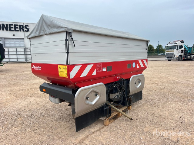 2017 Kverneland Exacta TLX 3900 Geospread 36 m 3-Point 3900 L Epandeur A ... Fertilizer Spreader - Distributeur d'engrais: photos 2 2017 Kverneland Exacta TLX 3900 Geospread 36 m 3-Point 3900 L Epandeur A ... Fertilizer Spreader - Distributeur d'engrais: photos 2