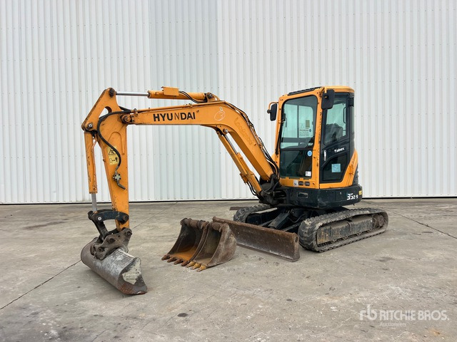 2018 Hyundai R35Z9 Mini-Pelle Mini Excavator: <6.6t - Mini pelle: photos 2 2018 Hyundai R35Z9 Mini-Pelle Mini Excavator: <6.6t - Mini pelle: photos 2