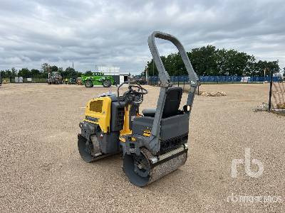 DYNAPAC CC1000 Compacteur Vibrant Tandem - Rouleau compresseur: photos 2 DYNAPAC CC1000 Compacteur Vibrant Tandem - Rouleau compresseur: photos 2