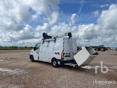 RENAULT MASTER 2021 KLUBB KL32 10 m on Camion ... - Camion avec nacelle: photos 2 RENAULT MASTER 2021 KLUBB KL32 10 m on Camion ... - Camion avec nacelle: photos 2