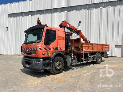RENAULT PREMIUM LANDER 2006 Fassi F130A-21 5730 kg on ... - Camion plateau: photos 1 RENAULT PREMIUM LANDER 2006 Fassi F130A-21 5730 kg on ... - Camion plateau: photos 1