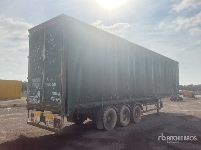 2000 Crane Fruehauf PJDSA3 13.4 m Tri/A Curtain Side Trailer - Broyeur/ Épareuse: photos 4 2000 Crane Fruehauf PJDSA3 13.4 m Tri/A Curtain Side Trailer - Broyeur/ Épareuse: photos 4