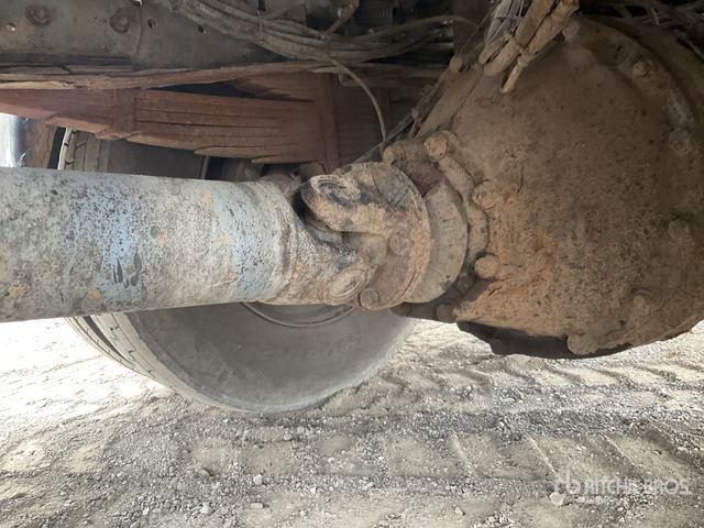 2002 Iveco Tector 4x2 Asphalt Distributor Truck - Broyeur/ Épareuse: photos 5 2002 Iveco Tector 4x2 Asphalt Distributor Truck - Broyeur/ Épareuse: photos 5
