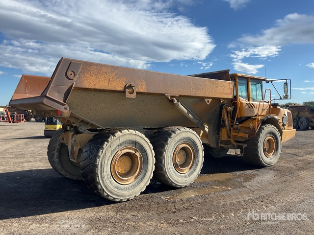 2005 Volvo A30D 6x6. Articulated Dump Truck - Tombereau articulé: photos 4 2005 Volvo A30D 6x6. Articulated Dump Truck - Tombereau articulé: photos 4