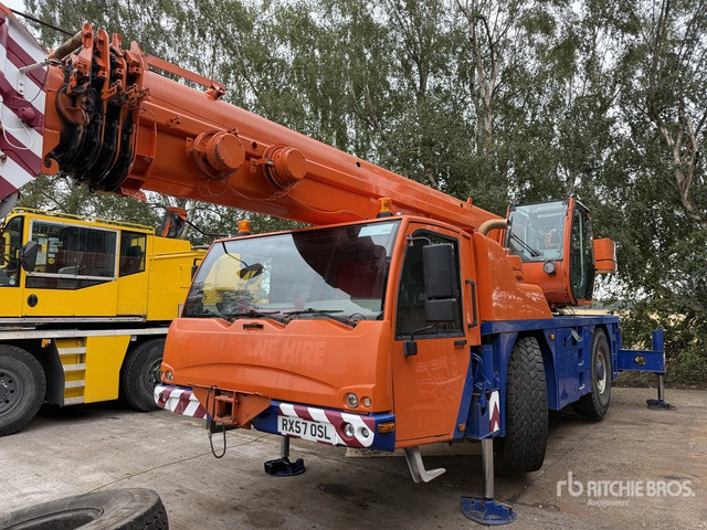 2008 Terex Demag AC40/2L All Terrain Crane - Broyeur/ Épareuse: photos 1 2008 Terex Demag AC40/2L All Terrain Crane - Broyeur/ Épareuse: photos 1