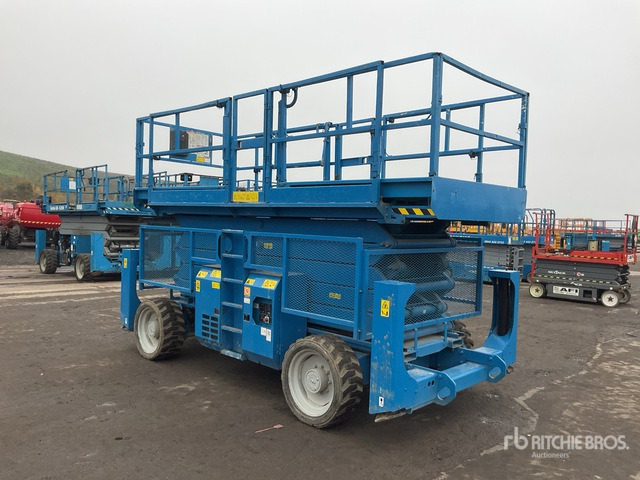 2011 Genie GS5390 4x4 Diesel Scissor Lift - Nacelle ciseaux: photos 4 2011 Genie GS5390 4x4 Diesel Scissor Lift - Nacelle ciseaux: photos 4