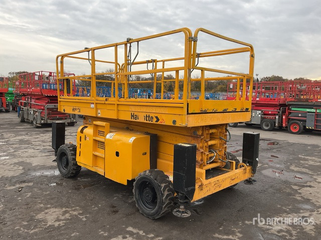 2014 Haulotte H15SDX 4x4 Diesel Scissor Lift - Nacelle ciseaux: photos 5 2014 Haulotte H15SDX 4x4 Diesel Scissor Lift - Nacelle ciseaux: photos 5