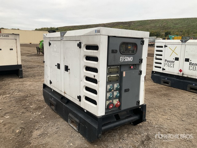 Groupe électrogène 2014 Sdmo R66C3 Sdmo R66 Generator Set Generator Set: photos 1