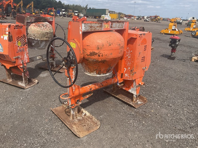 2015 Belle PM20 Portable Concrete Mixer - Bétonnière: photos 2 2015 Belle PM20 Portable Concrete Mixer - Bétonnière: photos 2