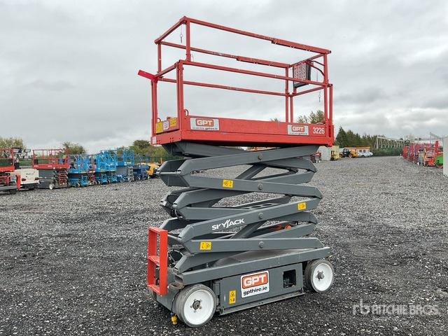 2015 Skyjack SJ 3226 2015 Skyjack SJ3226 Scissor Lift Scissor Lift - Nacelle ciseaux: photos 4 2015 Skyjack SJ 3226 2015 Skyjack SJ3226 Scissor Lift Scissor Lift - Nacelle ciseaux: photos 4