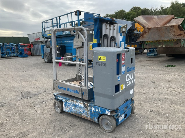 2016 Genie GR15 Vertical Mast Lift - Nacelle à mât vertical: photos 3 2016 Genie GR15 Vertical Mast Lift - Nacelle à mât vertical: photos 3