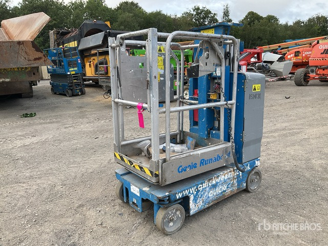 2016 Genie GR15 Vertical Mast Lift - Nacelle à mât vertical: photos 1 2016 Genie GR15 Vertical Mast Lift - Nacelle à mât vertical: photos 1