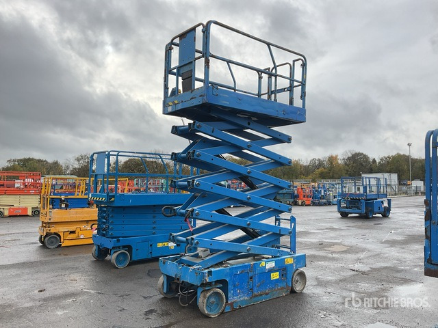 2016 Genie GS4047 Electric Scissor Lift - Nacelle ciseaux: photos 2 2016 Genie GS4047 Electric Scissor Lift - Nacelle ciseaux: photos 2